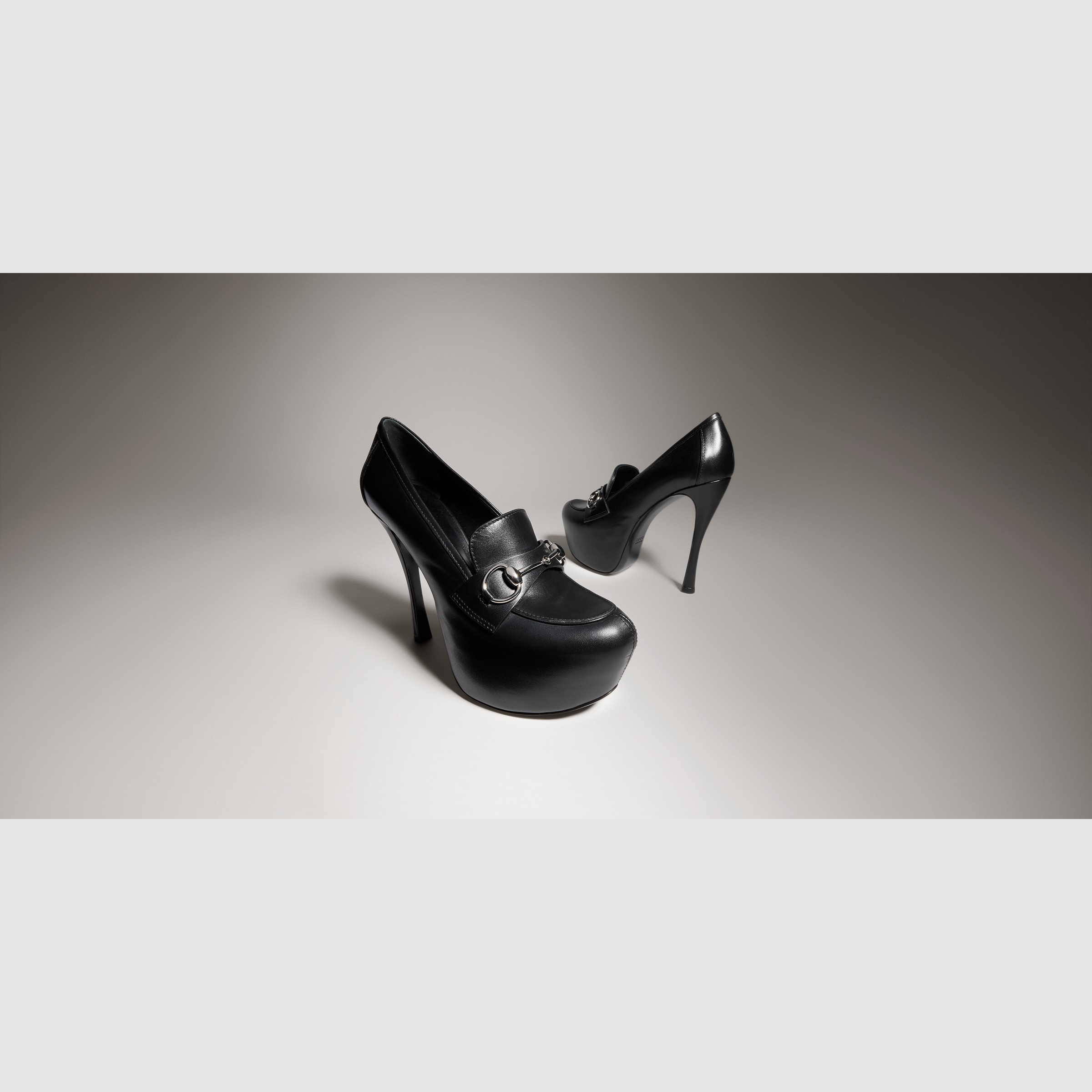 women's platform pump with horsebit