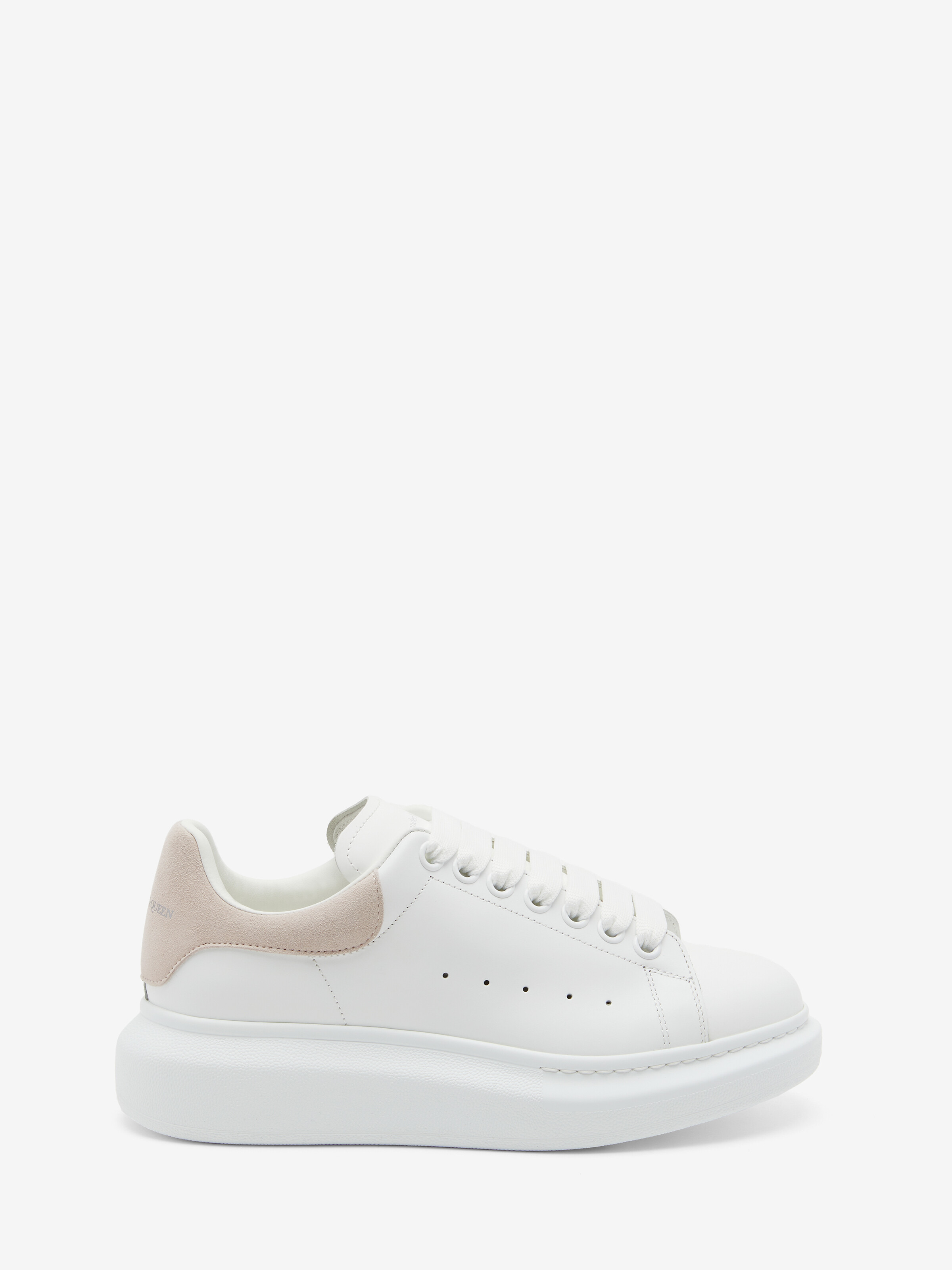 oversized sneaker