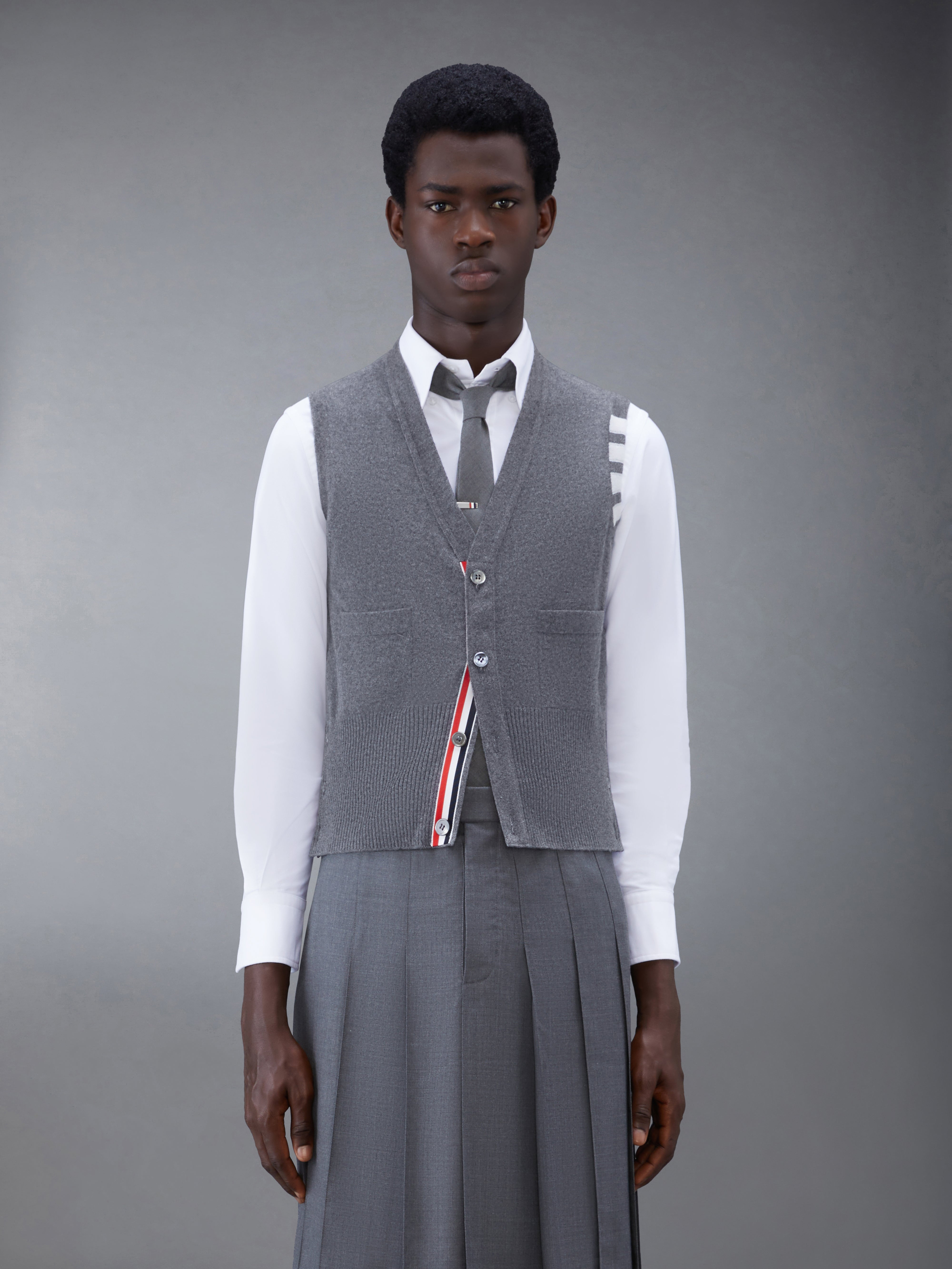 medium grey cashmere 4-bar classic v-neck cardigan vest