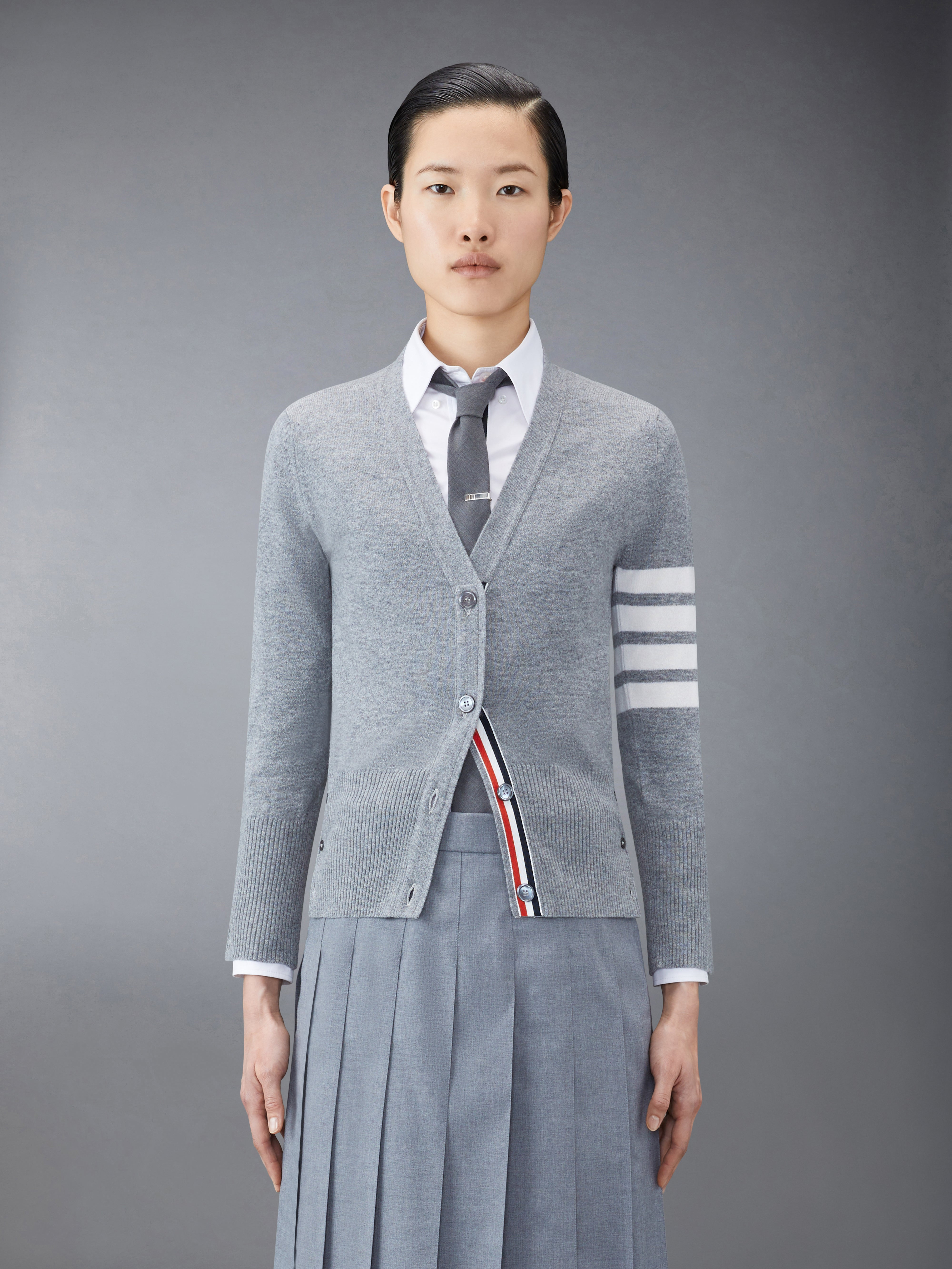 light grey cashmere 4-bar classic v-neck cardigan